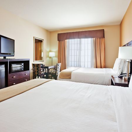 Holiday Inn Express & Suites Clovis By Ihg Exterior foto