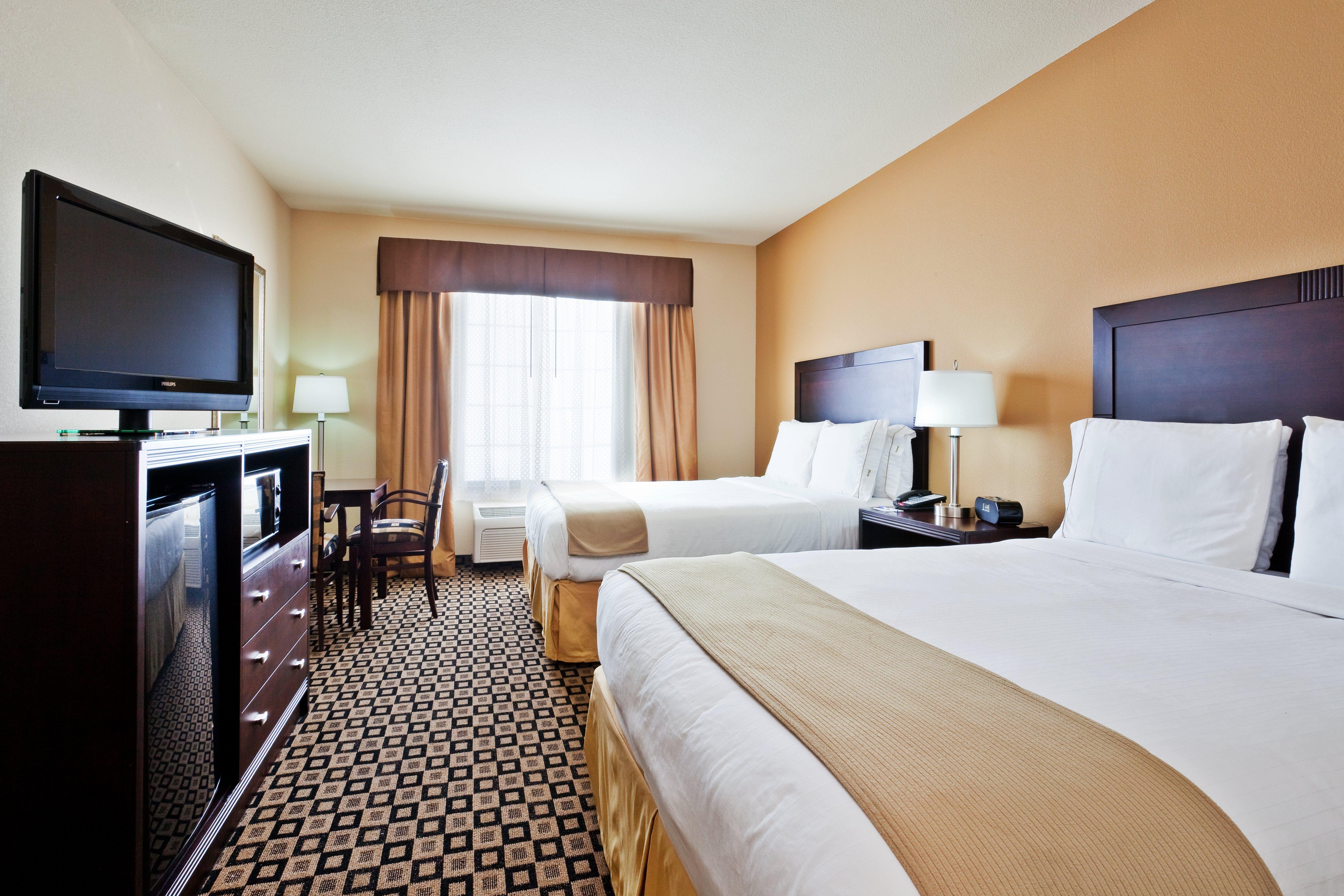 Holiday Inn Express & Suites Clovis By Ihg Exterior foto