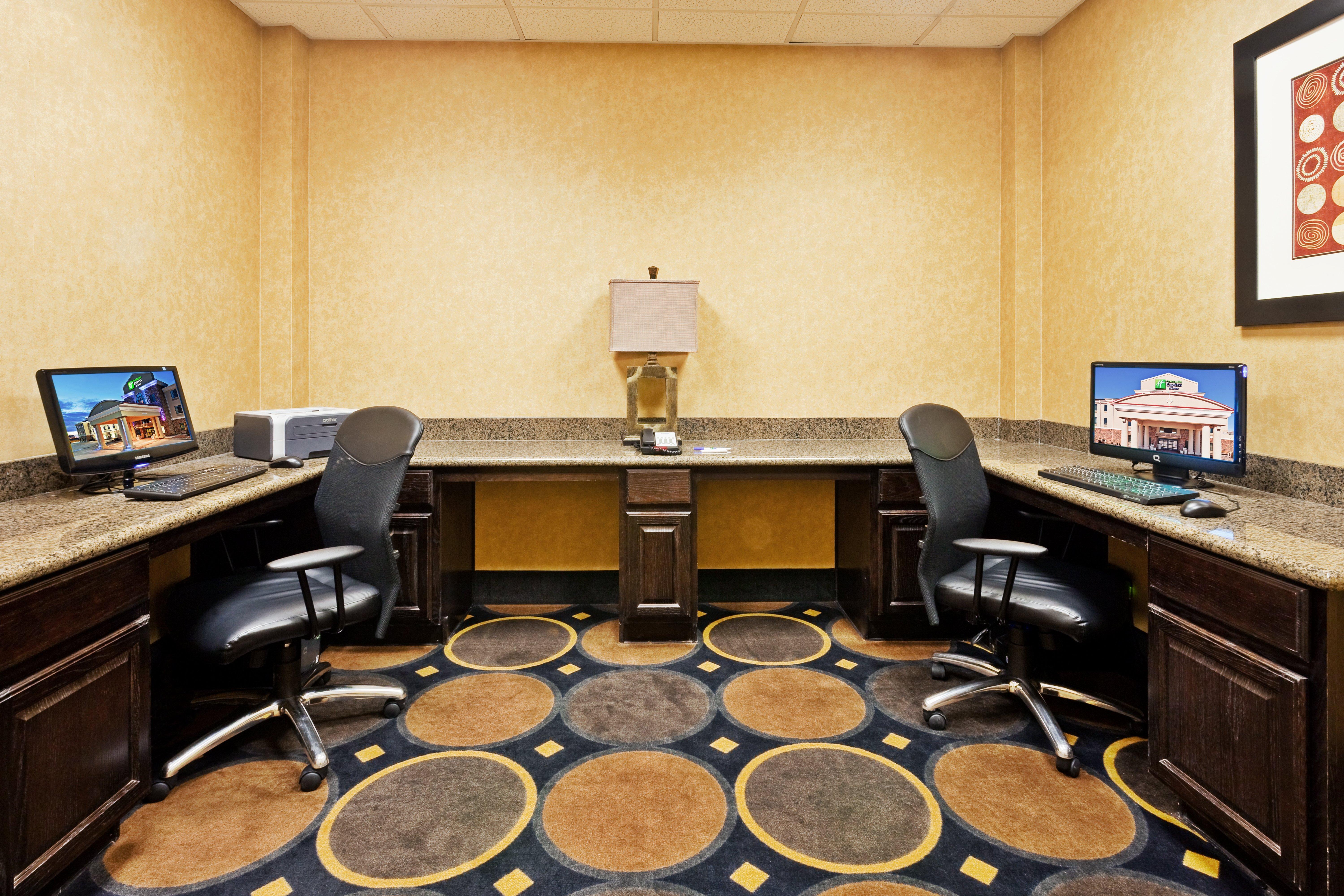 Holiday Inn Express & Suites Clovis By Ihg Exterior foto