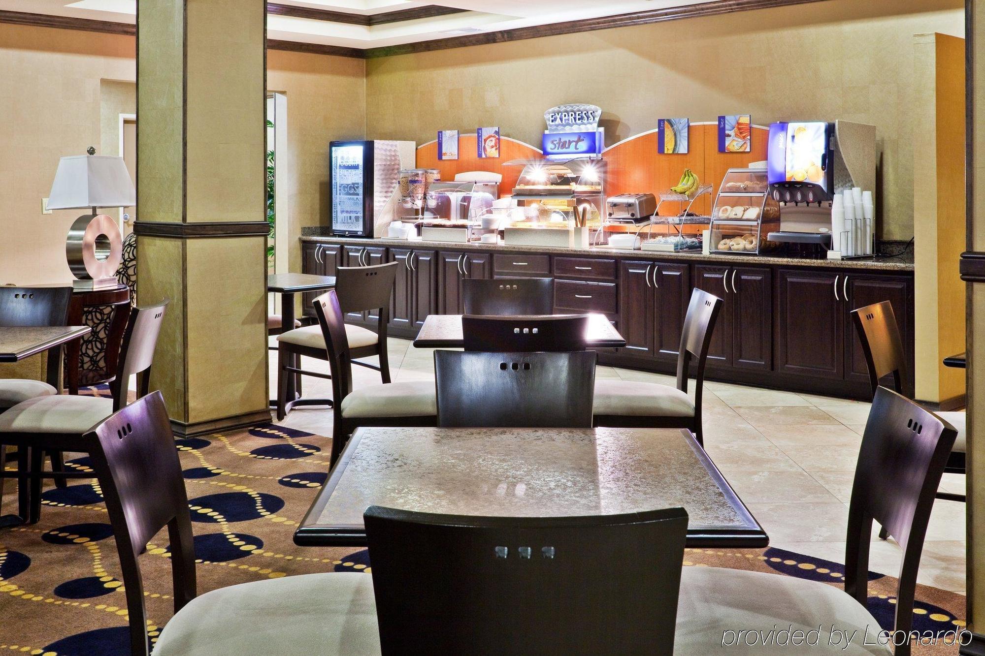 Holiday Inn Express & Suites Clovis By Ihg Restaurante foto