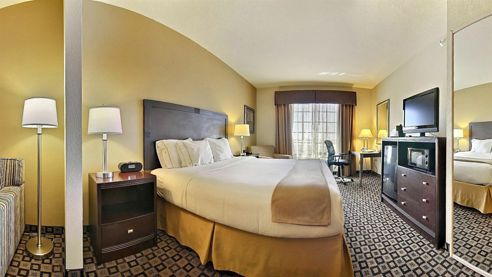 Holiday Inn Express & Suites Clovis By Ihg Exterior foto