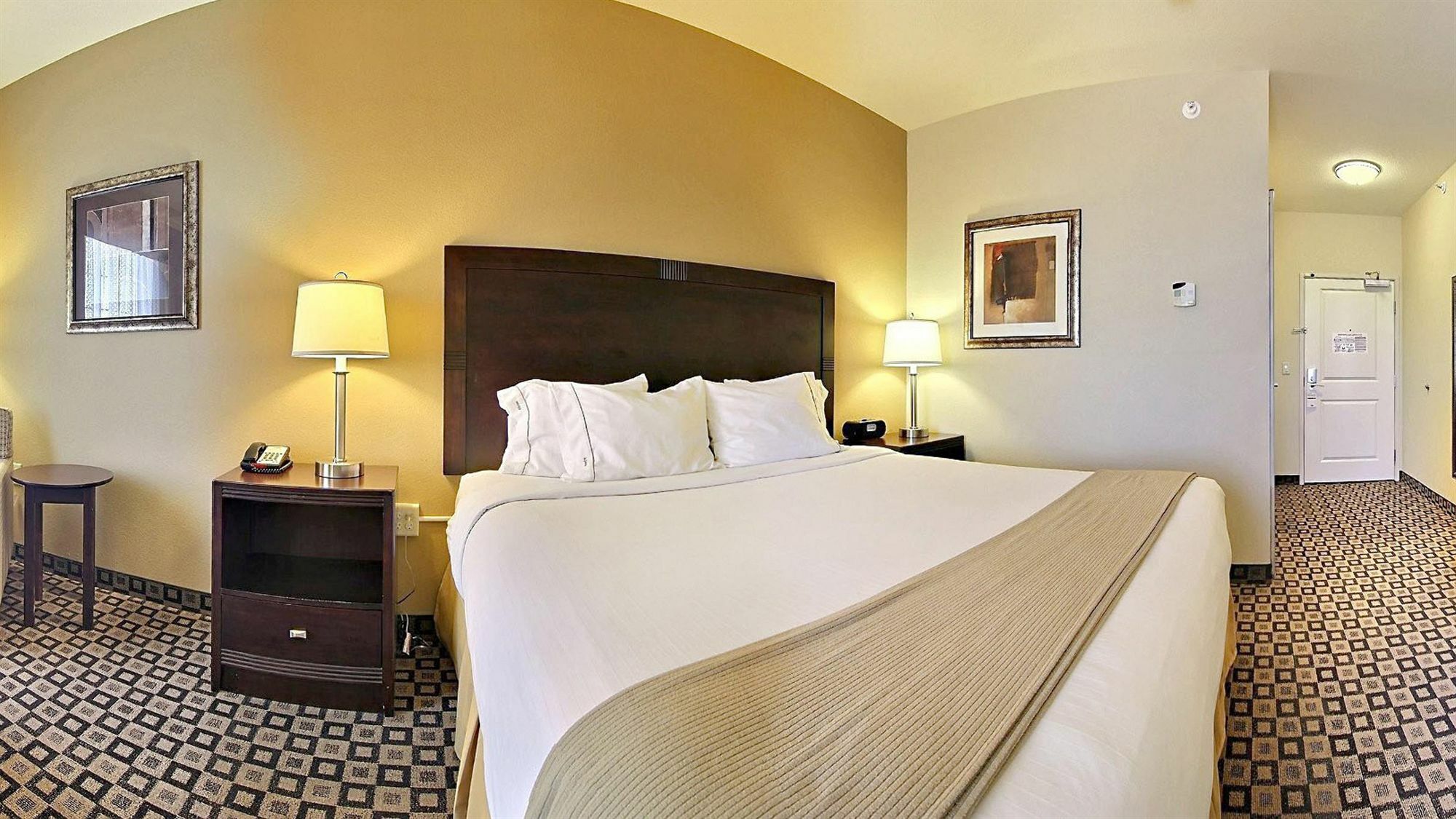 Holiday Inn Express & Suites Clovis By Ihg Exterior foto